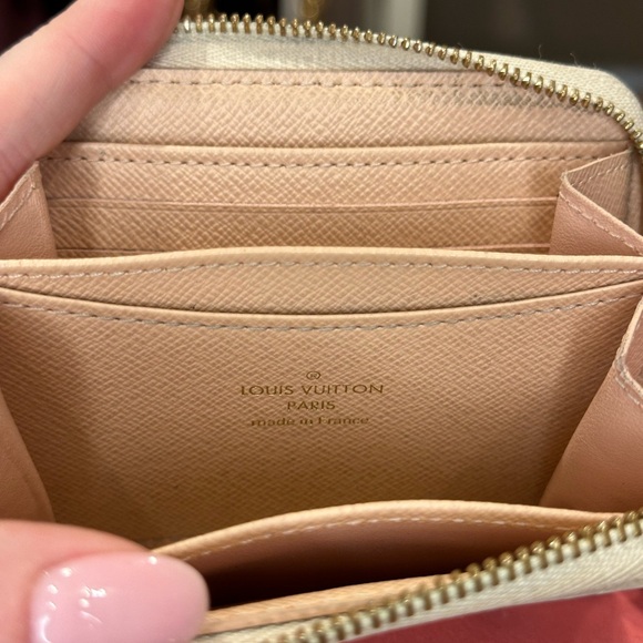 Louis Vuitton Azur Tahitienne Zippy Coin Purse - Picture 9 of 13